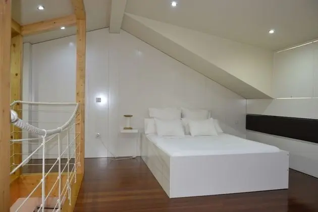 Çatı Katı (Loft), Balkon, Nehir Manzaralı