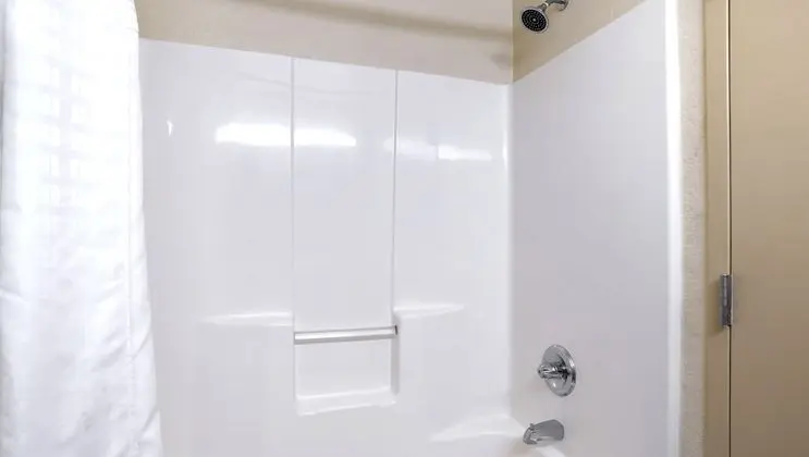 Standard Oda, 2 Çift Kişilik Yatak, Sigara İçilmez, Mutfak