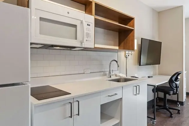 Premium Stüdyo, 2 Büyük (Queen) Boy Yatak, Sigara İçilmez, Buzdolabı (Microwave)