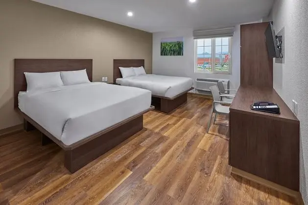 Suit Two Queen Beds