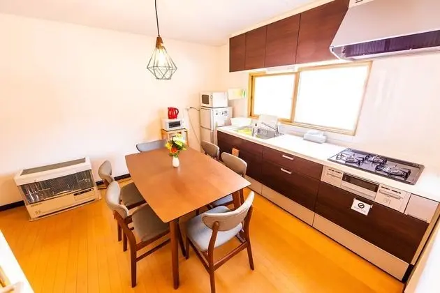 Ev, Sigara İçilmez (Private Vacation Home)