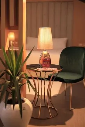 Junior Stüdyo Süit