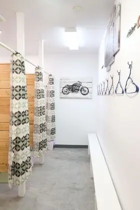 Basic Tek Büyük veya İki Ayrı Yataklı Oda, Birden Çok Yatak (NO PRIVATE BATHROOM)