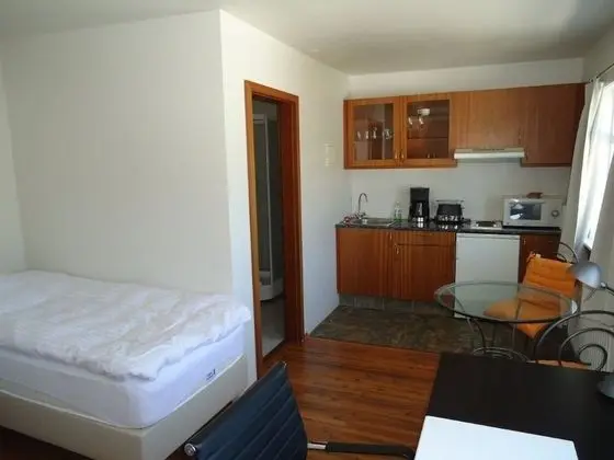 Basic Stüdyo (2 Guests)