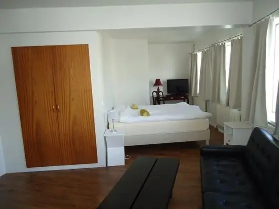 Basic Stüdyo (2 Guests)