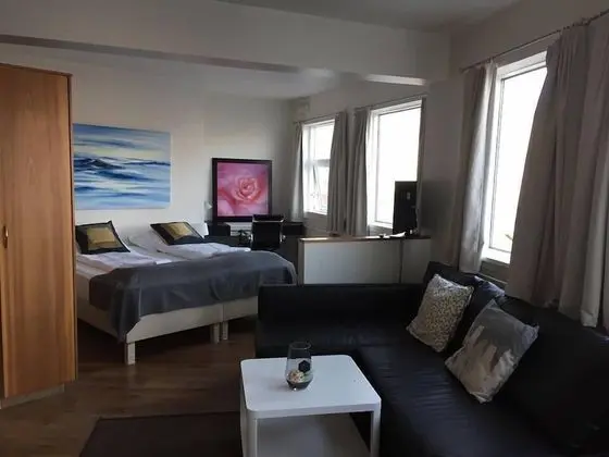 Basic Stüdyo (2 Guests)