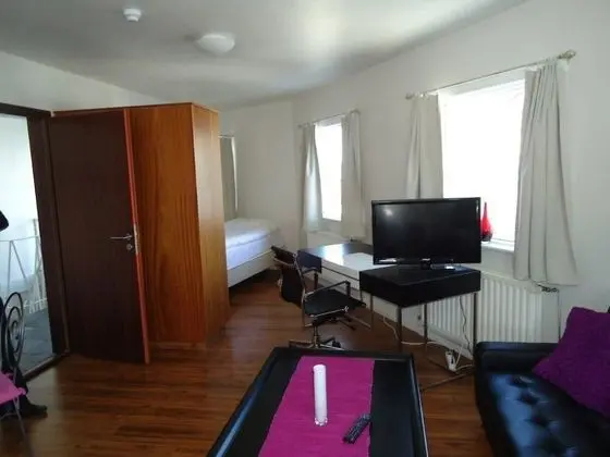 Basic Stüdyo (2 Guests)
