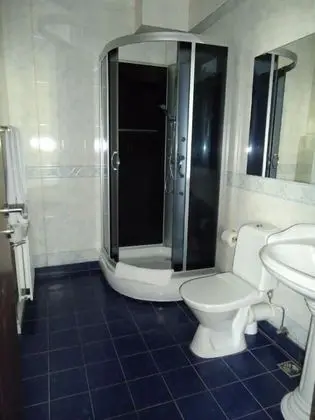 Tek Büyük veya İki Ayrı Yataklı Oda, Özel Banyo