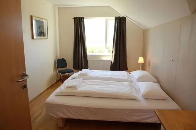 Standard Tek Büyük veya İki Ayrı Yataklı Oda, Ortak Banyo