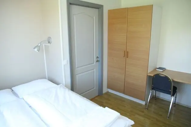 Standard Tek Büyük veya İki Ayrı Yataklı Oda, Ortak Banyo