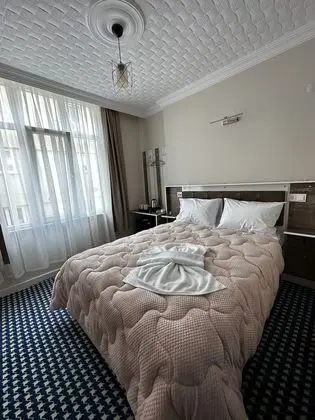 Deluxe Tek Büyük Yataklı Oda, Sigara İçilebilir