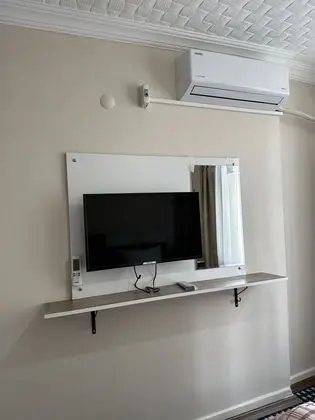 Deluxe Tek Büyük Yataklı Oda, Sigara İçilebilir