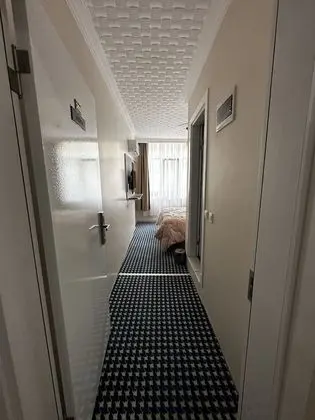 Deluxe Tek Büyük Yataklı Oda, Sigara İçilebilir
