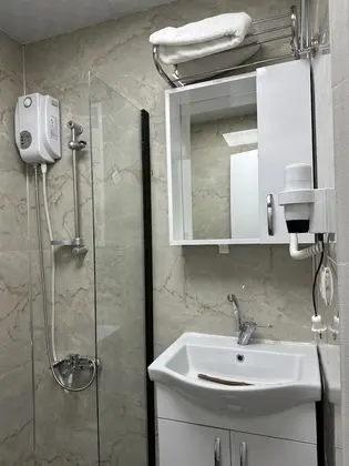 Deluxe Tek Büyük Yataklı Oda, Sigara İçilebilir