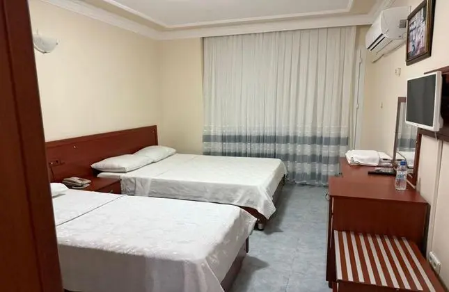 Geniş Standart Oda,avlu Manzaralı