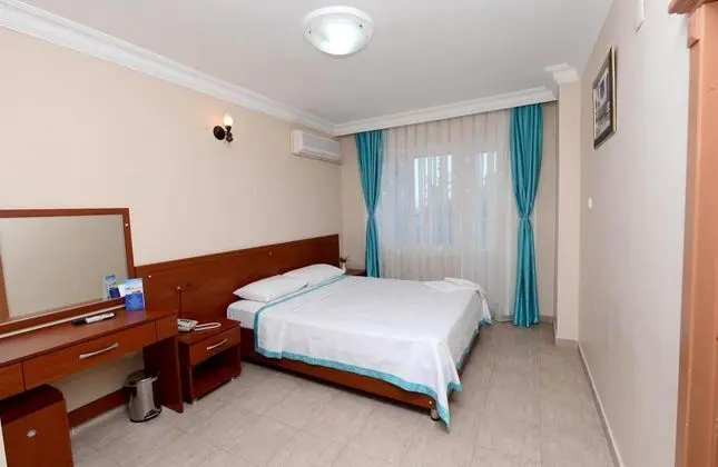 Geniş Standart Oda,avlu Manzaralı
