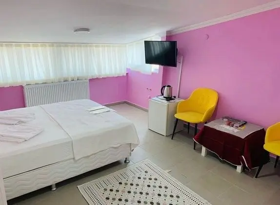 Çatı Katı Oda
