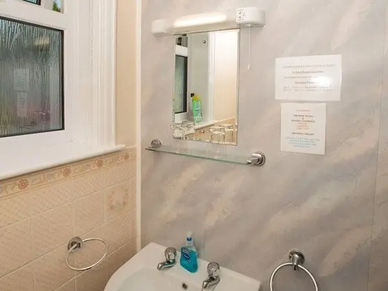 Tek Büyük Yataklı Oda, Banyolu/Duşlu, Bahçe Manzaralı