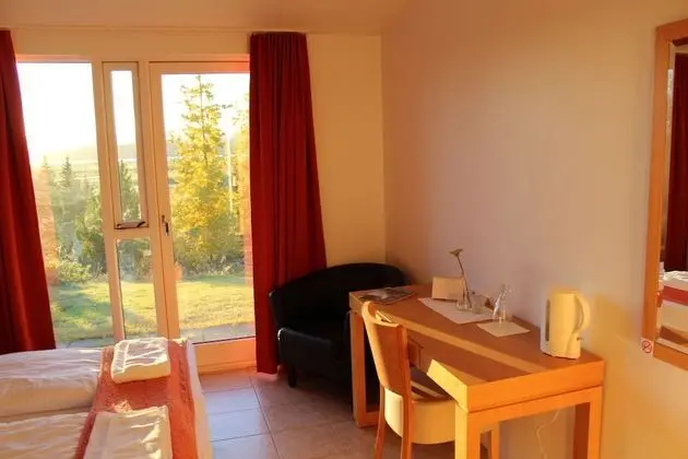 Standard Tek Büyük veya İki Ayrı Yataklı Oda, Özel Banyo, Ek Bina