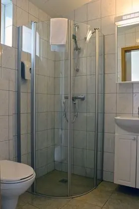 Standard Tek Büyük veya İki Ayrı Yataklı Oda, Özel Banyo, Ek Bina