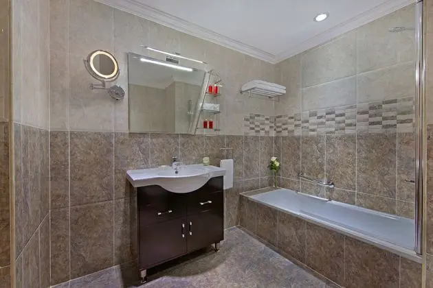 1 Çift Kişilik Veya 2 Tek Kişilik Yatak Premium