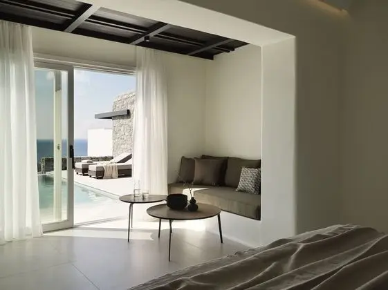 Supreme Private Pool Suite, Sea View