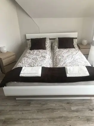 Tek Büyük Yataklı Oda, Balkon (Ámor)