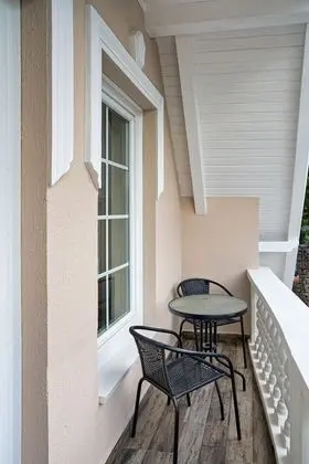 Tek Büyük Yataklı Oda, Balkon (Ámor)