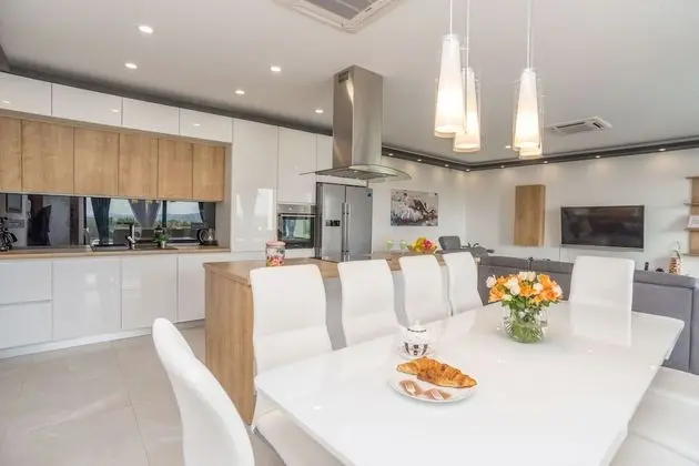 Villa, Sigara İçilebilir