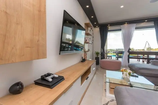 Villa, Sigara İçilebilir