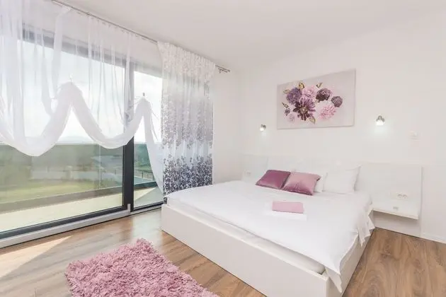 Villa, Sigara İçilebilir