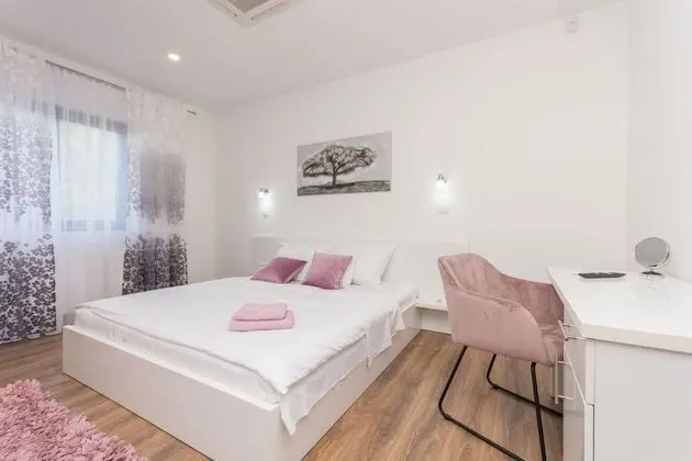 Villa, Sigara İçilebilir