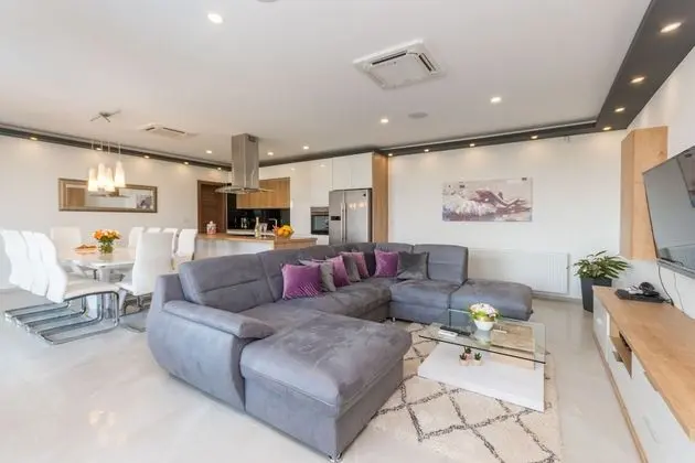 Villa, Sigara İçilebilir