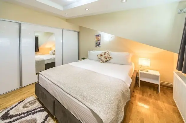 Deluxe Apart Daire