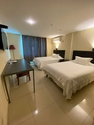 Deluxe Tek Büyük veya İki Ayrı Yataklı Oda, 2 Çift Kişilik Yatak, Sigara İçilmez