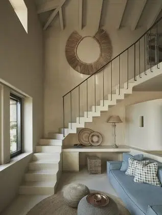 Superior Raw Mezzanine