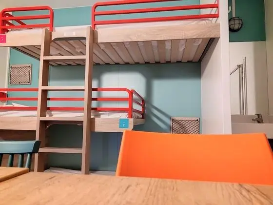 Economy Ortak Ranzalı Oda, 2 Yatak Odası