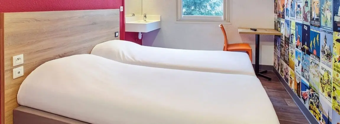 Room, 2 Twin Beds (Side Car)- Salle de bain parties communes