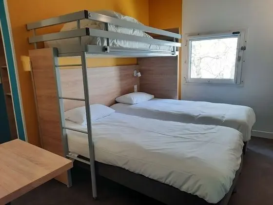 Standard Oda, 3 Tek Kişilik Yatak