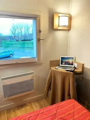 Standard Oda, 3 Tek Kişilik Yatak (Shared Bathroom)