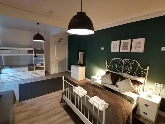 Family Dört Kişilik Oda, Ortak Banyo