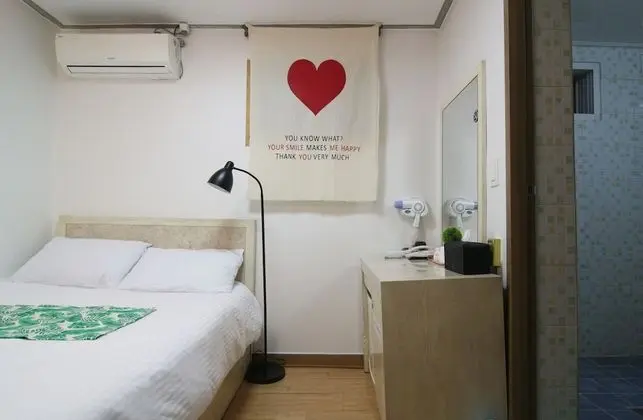 Tek Büyük Yataklı Oda (108)