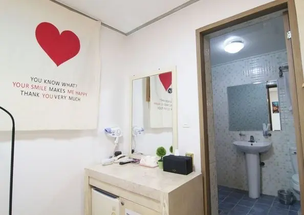 Tek Büyük Yataklı Oda (108)