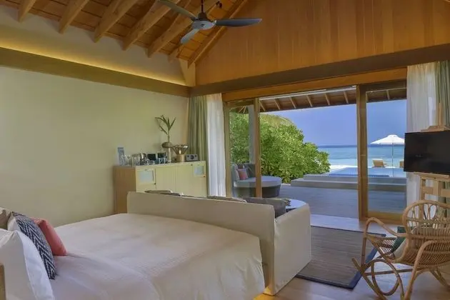 Family Beach Villa with Pool