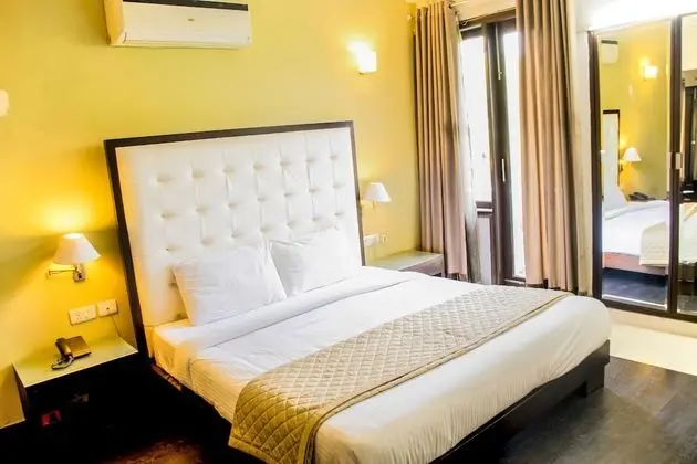 Deluxe Tek Büyük Yataklı Oda, 1 Çift Kişilik Yatak, Sigara İçilmez