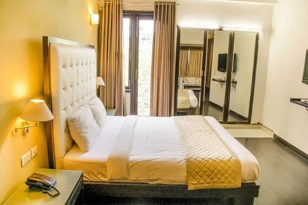 Deluxe Tek Büyük Yataklı Oda, 1 Çift Kişilik Yatak, Sigara İçilmez