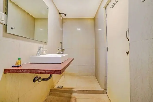 Deluxe Oda, 1 Çift Kişilik Yatak, Sigara İçilebilir