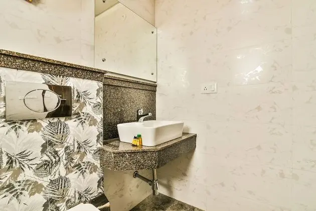 Deluxe Tek Büyük Yataklı Oda, 1 Çift Kişilik Yatak, Sigara İçilmez