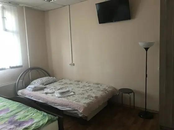 Standard Üç Kişilik Oda, Ortak Banyo (8)