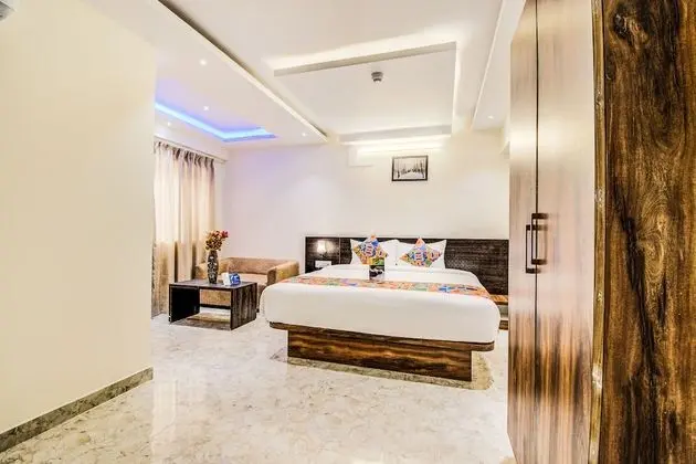Premium Oda, 1 Büyük (Queen) Boy Yatak, Sigara İçilmez